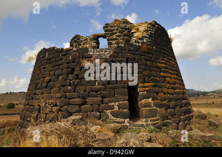 Nuraghe Oes, près de Torralba, Valle dei Nuraghi, Sardaigne, Italie Banque D'Images