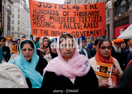 Autour de 15 000 Sikhs Kalistan à Londres pour se souvenir du massacre de 1984 lorsque des milliers de personnes ont été tués lors de l'attaque sur le Temple d'Or Banque D'Images