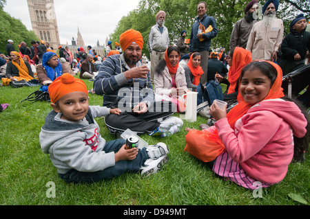 Autour de 15 000 Sikhs Kalistan à Londres pour se souvenir du massacre de 1984 lorsque des milliers de personnes ont été tués lors de l'attaque sur le Temple d'Or Banque D'Images