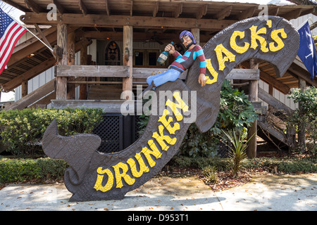 'Drunken Jack's' signe sur le bord de l'Autoroute, Mickey Spillane Pawleys Island, SC, États-Unis d'Amérique Banque D'Images