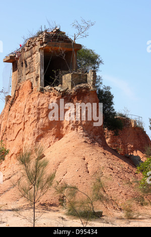 Vieux bunkers militaires. Jinning, Kinmen County, Taiwan Banque D'Images