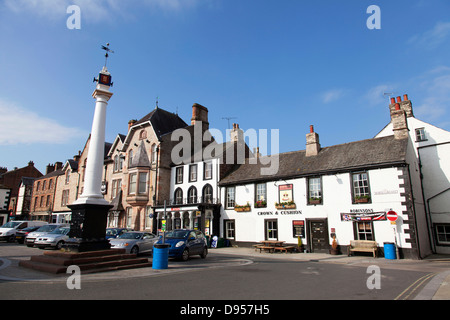 La Croix du marché, Boroughgate, Appleby-in-Westmorland, Cumbria, Angleterre, Royaume-Uni Banque D'Images