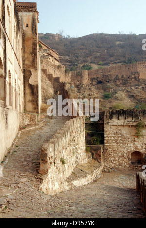 Sur le chemin de la Bundi Palace et Taragarh Fort, Rajasthan, Inde Banque D'Images