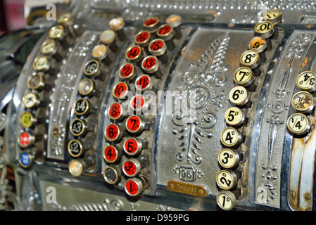 Caisse nationale de l'époque Victorienne Grocers, Blists Hill Victorian Town, Madeley, Telford, Shropshire, England, United Kingdom Banque D'Images