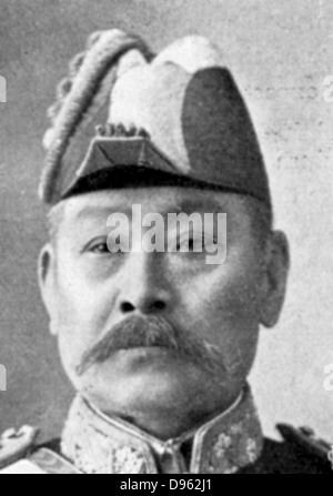 L'amiral Ito, commandant en chef de la flotte japonaise lors de la guerre avec la Chine 1894-1895, l'état-major de la marine du Commandement pendant la guerre russo-japonaise, 1904-1905. Banque D'Images