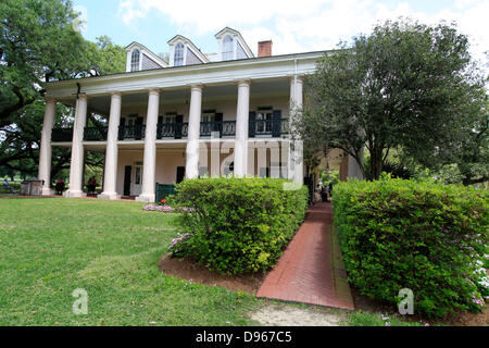 Maison de plantation de canne à sucre de l'Oak Alley plantation-propriétaire Jacques Telesphore Roman. Photo : Klaus Nowottnick Date : 22 avril, 2013 Banque D'Images