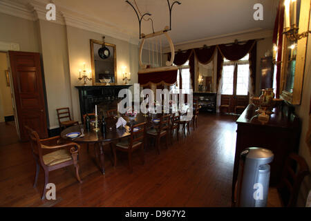 Salle à manger dans la plantation d'Oak Alley-maison du propriétaire de plantation de canne à sucre-Jacques Telesphore Roman. Photo : Klaus Nowottnick Date : 22 avril, 2013 Banque D'Images