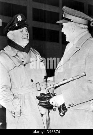 Henry Harley Arnold (1886-1950) Officier de l'armée de l'air américaine : chef de l'US Army Air Forces 1941, avec le maréchal britannique John Dill durant la Seconde Guerre mondiale Banque D'Images