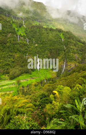 Voile de la Mariée chute près de Salazie sur l'île française de la réunion dans l'Océan Indien. Banque D'Images