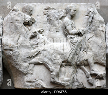 Détail de la Frise sud du Parthénon, Athènes. Montrant 6 cavaliers et leurs chevaux. Le Grec, vers 443-438 av. Banque D'Images