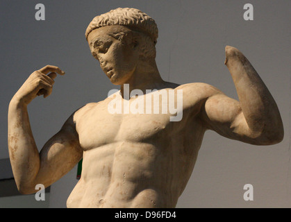 'Les jardins de Kew Hermes. Statue d'Hermès, le dieu patron du gymnase. Romain, 1er siècle de notre ère copie d'un original grec de 330-300 BC. Banque D'Images