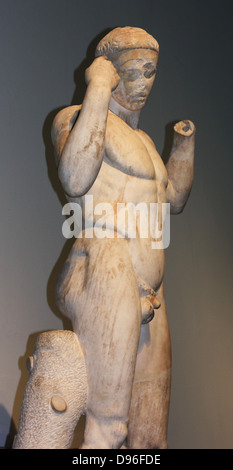 'Les jardins de Kew Hermes. Statue d'Hermès, le dieu patron du gymnase. Romain, 1er siècle de notre ère copie d'un original grec de 330-300 BC. Banque D'Images