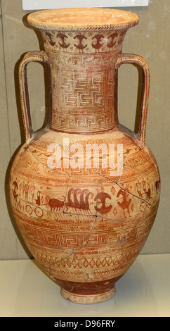 L'amphora monumentale (Pot de rangement) décoré d'un réseau de méandres et d'autres modèles, et trois frises de figures humaines et animales. Géométrique, faite à Athènes 735-720 BC ; attribué à l'Anavysos peintre. La figure principale encerclant la scène la partie la plus sauvage du vase représentant des hommes et des chars l'avancement dans la bataille. Banque D'Images