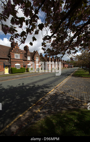 Village de Port Sunlight, Angleterre. vue pittoresque de wood street cottages à port sunlight. Banque D'Images