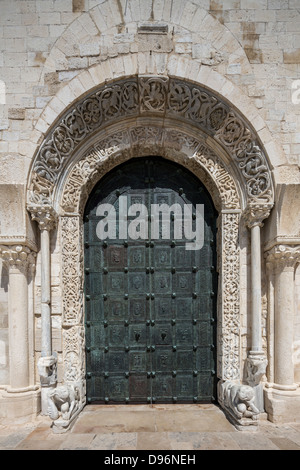 La Cathédrale de Trani, Pouilles, Italie Banque D'Images