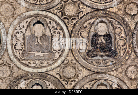 Bien conservé anciennes fresques de Bouddhas à l'intérieur TAYOK PYI PAYA - BAGAN, MYANMAR Banque D'Images