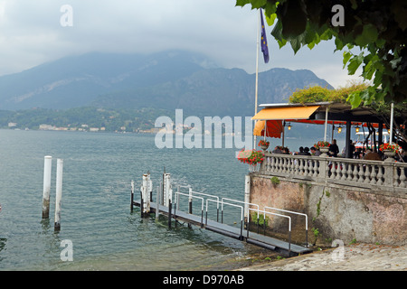 Bellagio sur les rives du lac de Côme en Italie du nord Banque D'Images