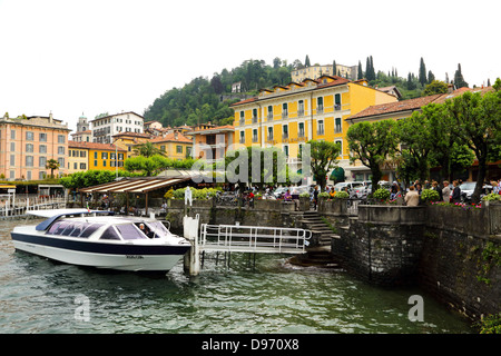 Bellagio sur les rives du lac de Côme en Italie du nord Banque D'Images