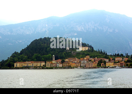 Bellagio sur les rives du lac de Côme en Italie du nord Banque D'Images