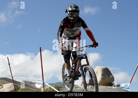 Josh Bryceland Santa Cruz Syndicate sur le cours à la Coupe du Monde de Descente, Fort William 2013 Banque D'Images