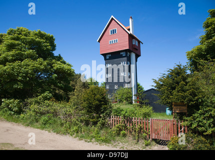 La maison dans les nuages, un château d'eau sous la forme d'une maison, d'Aldeburgh, Suffolk, Angleterre Banque D'Images