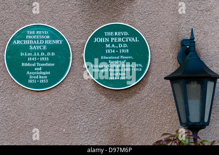 Plaques commémoratives pour le Pasteur. Le professeur Archibald Henry Sayce et le pasteur. John Percival à Bristol. Banque D'Images