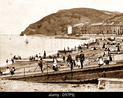 Au début des années 1900, la plage d'Aberystwyth Banque D'Images