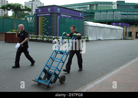 Londres, Royaume-Uni. 13 juin 2013. Wimbledon se prépare à accueillir les championnats de tennis 2013 joué sur l'herbe au PROFILS TÊTES) (All England Lawn Tennis et croquet Club Crédit : amer ghazzal/Alamy Live News Banque D'Images