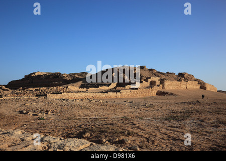 Les restes de règlement de la ville et le port d'encens d'Al-Baleed, du patrimoine culturel mondial de l'Unesco, Salalah, Oman Banque D'Images