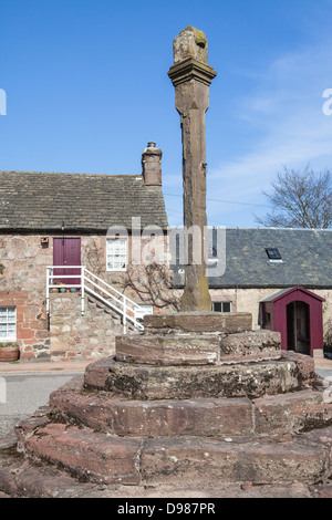 Ancien Mercat cross de Fettercairn. Village de l'Aberdeenshire, en Écosse. Banque D'Images