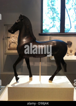 Statue en bronze d'un cheval. 2e grec -1er siècle avant J.-C. Banque D'Images