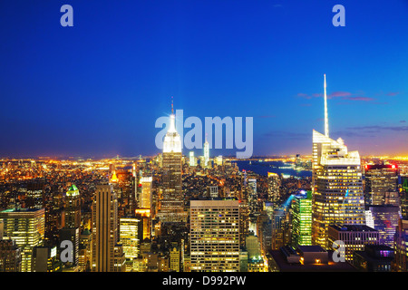 New York Ville paysage urbain birds eye view dans la nuit Banque D'Images