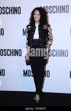 Zhang Ziyi est allé(e) à Moschino Printemps Été Montrer à Shanghai, Chine, le jeudi 13 juin, 2013. Banque D'Images