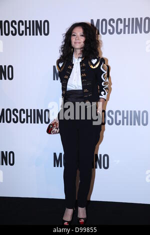 Zhang Ziyi est allé(e) à Moschino Printemps Été Montrer à Shanghai, Chine, le jeudi 13 juin, 2013. Banque D'Images