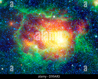 Cette image colorée est une mosaïque de la nébuleuse lagon prise par la NASA est sage. Également connu sous le nom de Messier 8, ou tout simplement M8, la nébuleuse de la lagune est vue ici comme un grand nuage circulaire au centre de l'image, entouré par d'innombrables étoiles. Banque D'Images