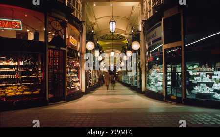 Burlington Arcade, Mayfair, Londres W1 Banque D'Images