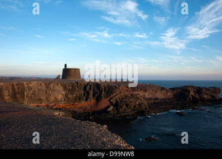 Castillo de Las Coloradas Le Château Rouge Punta del Aquila Lanzarote Banque D'Images