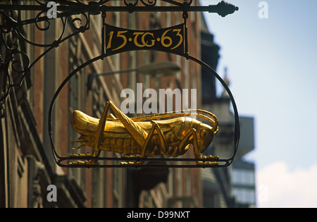 Sir Thomas Gresham's grasshopper motif dans Lombard Street dans la ville de Londres Banque D'Images