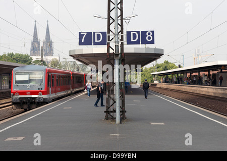 La gare de Deutz Messe Cologne Allemagne Banque D'Images