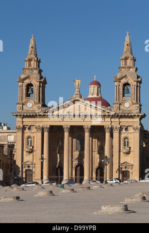 L'église paroissiale Saint Publius, Floriana, Malte. Banque D'Images