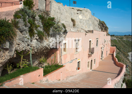 Monastère, Cap Milazzo, Sicile, Italie, Capo Milazzo, Santuario Rupestre di S. Antonio di Padova , Kap Milazzo, sicilia, Italie Banque D'Images