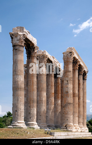 Temple de Zeus olympien à Athènes Banque D'Images