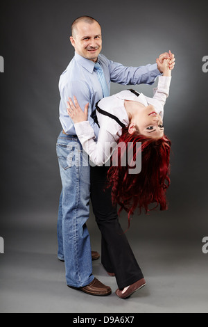 Portrait de deux partenaires commerciaux dancing Banque D'Images