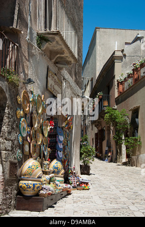 Vieille ville, Erice, Sicile, Italie , Altstadt, Erice, sicilia, Italie, Via Vittorio Emanuele, Gasse Banque D'Images