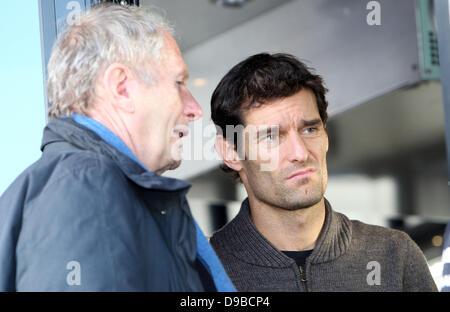 Mark Webber et le Dr Helmut Marko les essais d'hiver Formule 1 sur le circuit de Jerez, Jerez de la Frontera, Espagne - 09.02.12 *** Banque D'Images