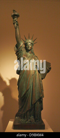 La liberté. Terre cuite bronzé. Frederic-Auguste Bartholdi (1834-1904), français, 1875. Cette figure appartient à une édition de terres cuites en fonte produits après un modèle préliminaire pour la Statue de la liberté. Banque D'Images