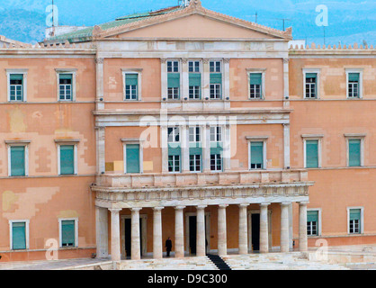 La Maison du Parlement (ancien Palais Royal) le bâtiment du parlement hellénique, la place Syntagma, Athènes, Grèce. Construit entre 1836 et 1842. Conçu par l'architecte allemand Friedrich von Gartner. Banque D'Images