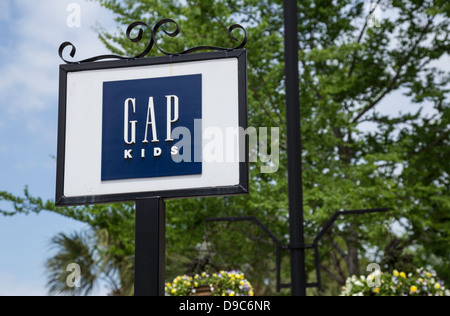 Gap Kids Signer,Towne Centre de Mount Pleasant, SC, États-Unis d'Amérique Banque D'Images