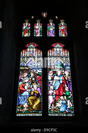 Les vitraux de la cathédrale de Peterborough, Angleterre Banque D'Images