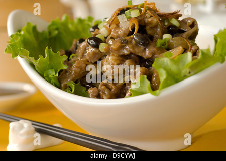 Porc sauté aux haricots noirs fermentés w Banque D'Images